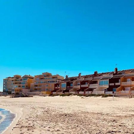 הוילה Perelló Modern Beachfront Townhouse מראה חיצוני תמונה