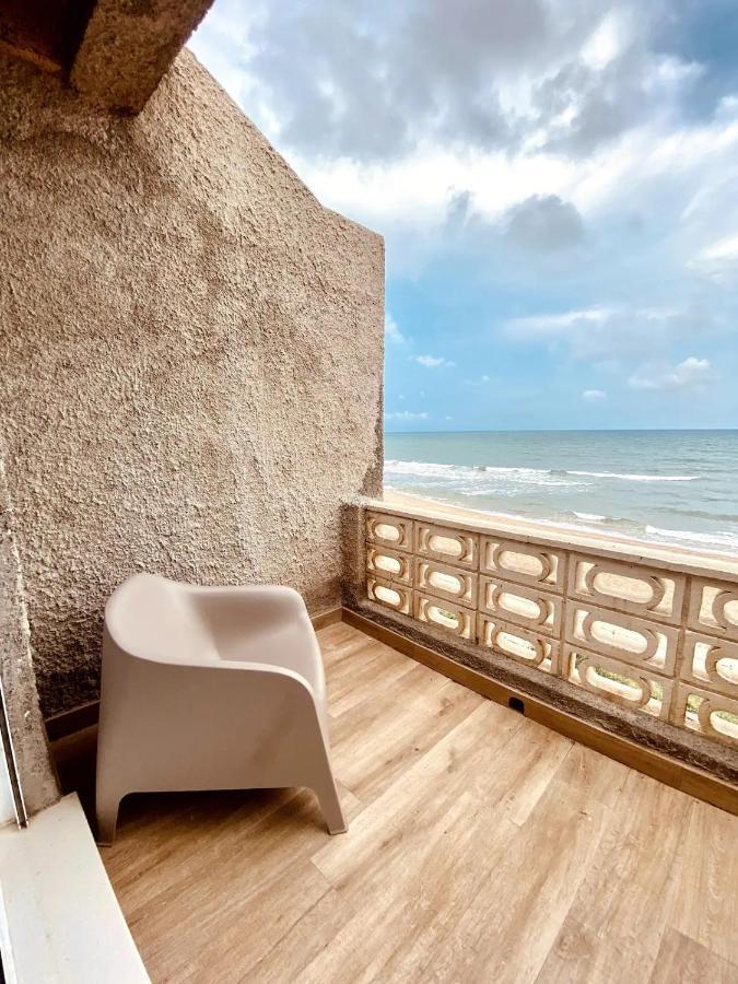 הוילה Perelló Modern Beachfront Townhouse מראה חיצוני תמונה