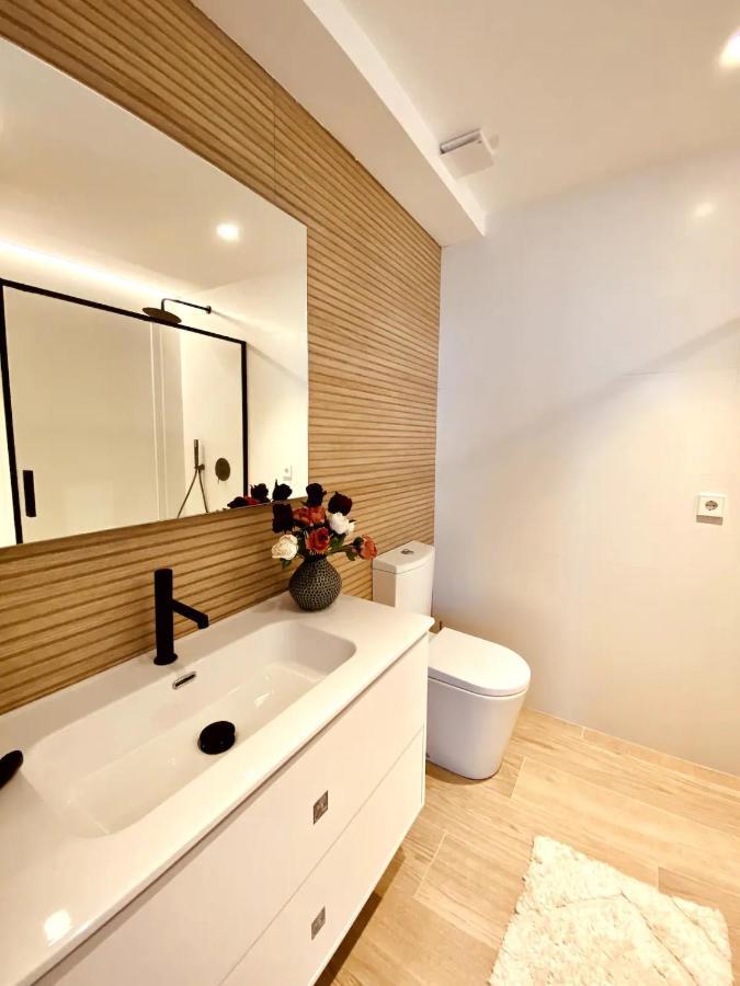 הוילה Perelló Modern Beachfront Townhouse מראה חיצוני תמונה