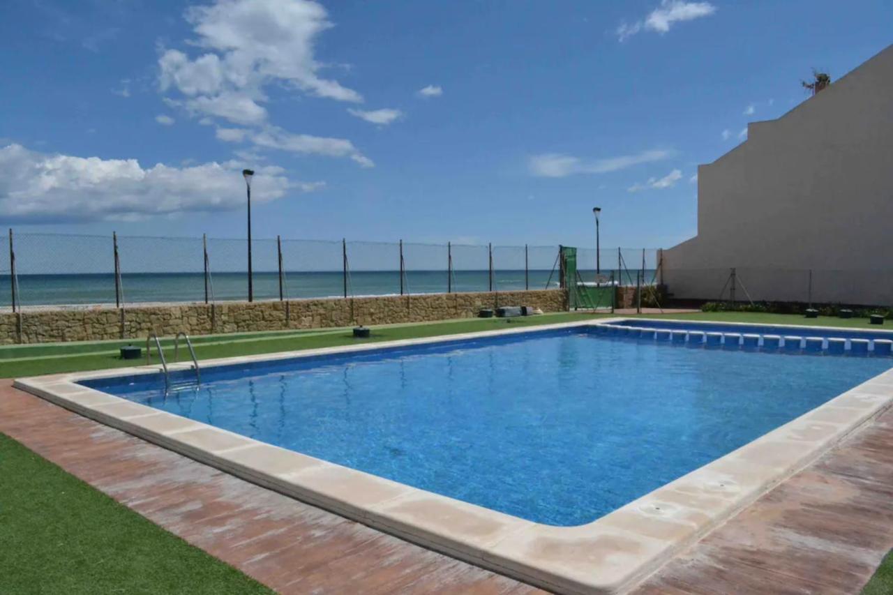 הוילה Perelló Modern Beachfront Townhouse מראה חיצוני תמונה
