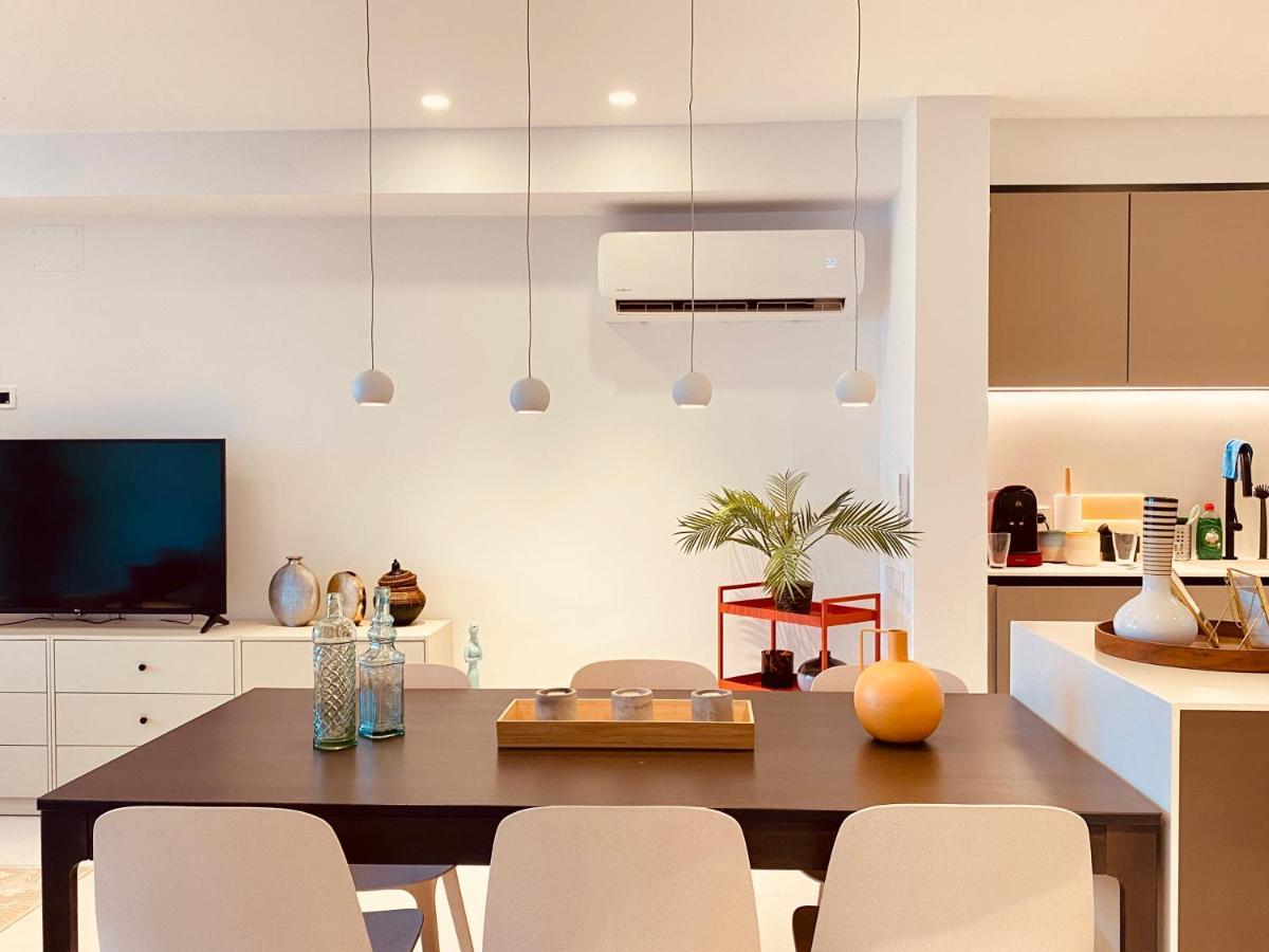 הוילה Perelló Modern Beachfront Townhouse מראה חיצוני תמונה