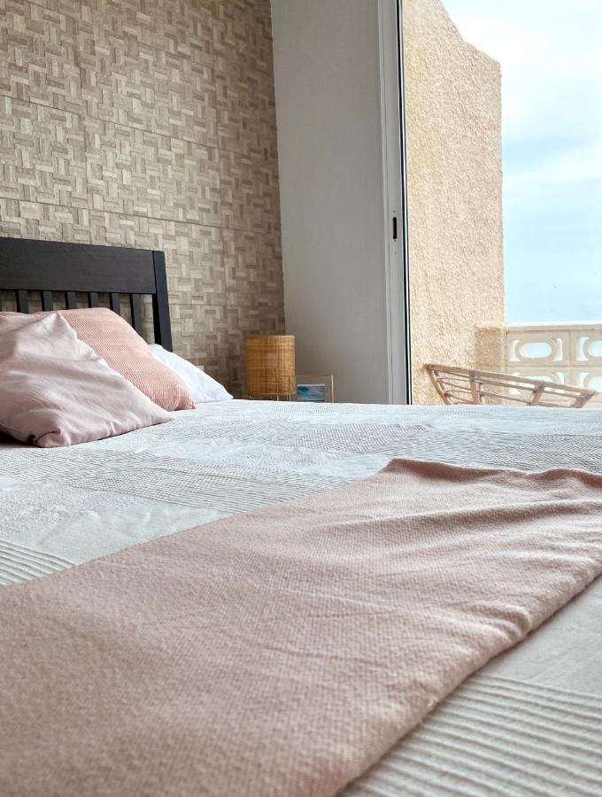 הוילה Perelló Modern Beachfront Townhouse מראה חיצוני תמונה